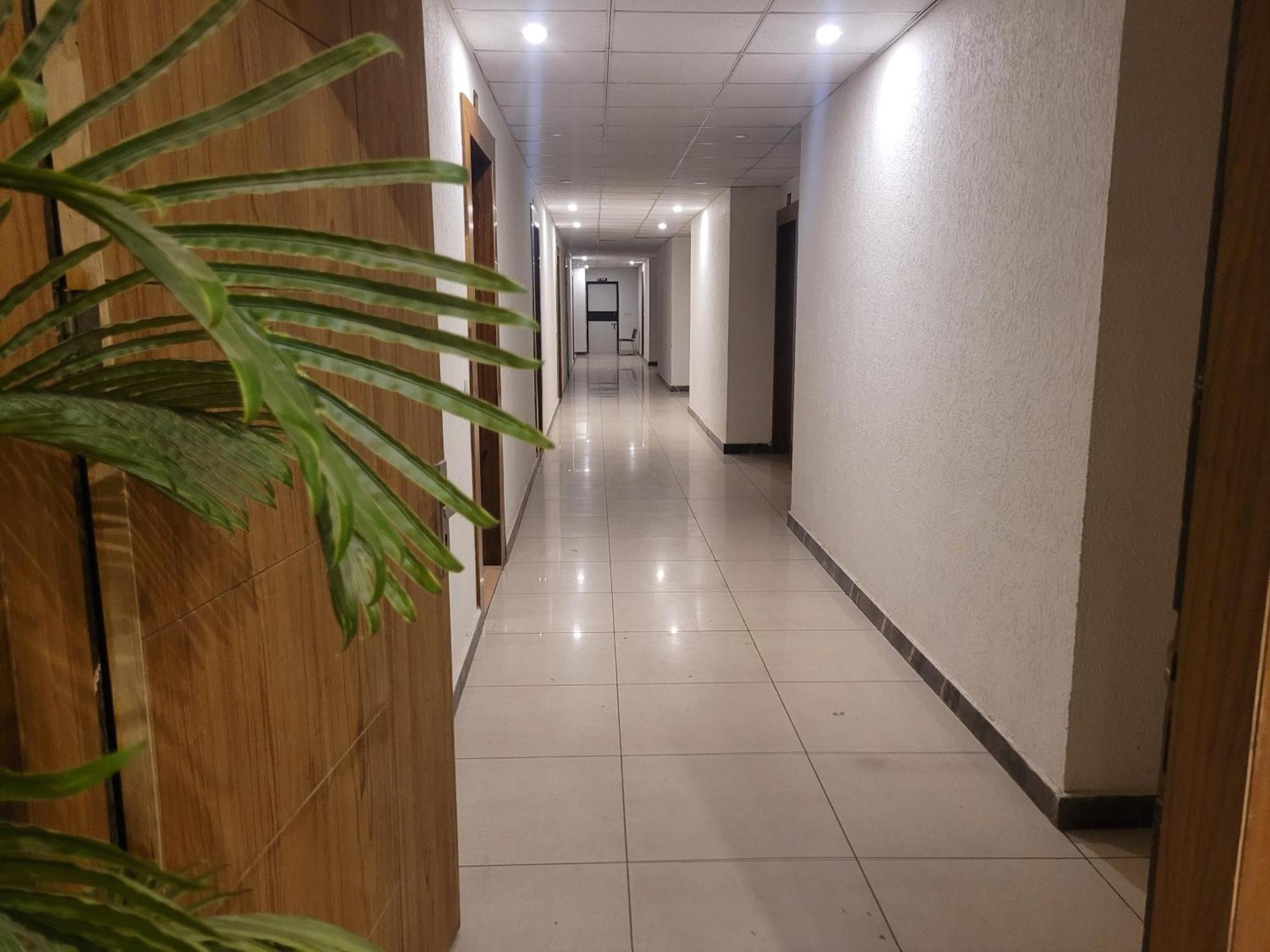 The Aura Grand Hotel & Banquet - A Unit Of Sitara Kollection Hotels Rohtak Exterior foto